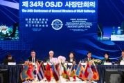President Moon Jae-in hopes for lasting peace in Korean Peninsula with railways
