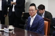 김현미 장관, 부울경 지자체장 동남권 신공항 면담