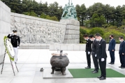 국토교통부 장관 대전 현충원 참배