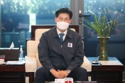 국토부 장관, 추석 공항안전시설 비행점검