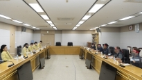 국토부 2차관, 화물연대 교섭