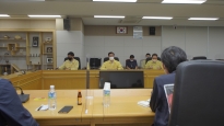 국토부 2차관, 화물연대 교섭