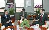 주한 일본대사를 접견, 양국간 현안 문제 논의 (2007/02/15)