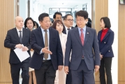 베트남 건설부 장관 면담 및 철도협력 MOU 체결식
