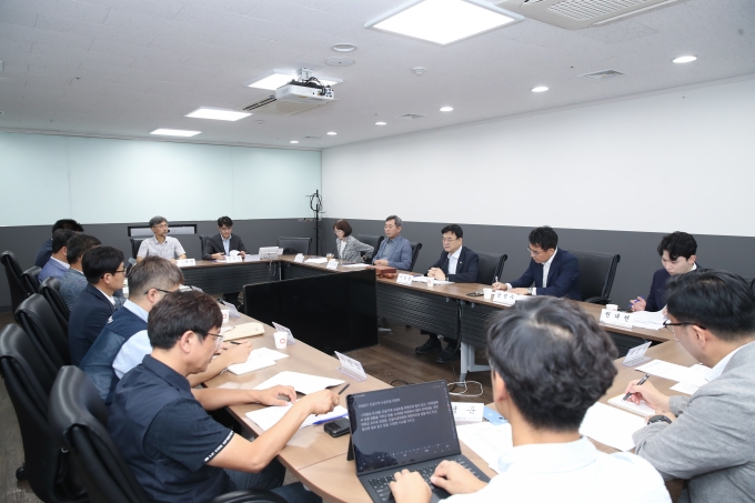 '26~'27년 건설기계 수급조절 심의·의결 - 포토이미지