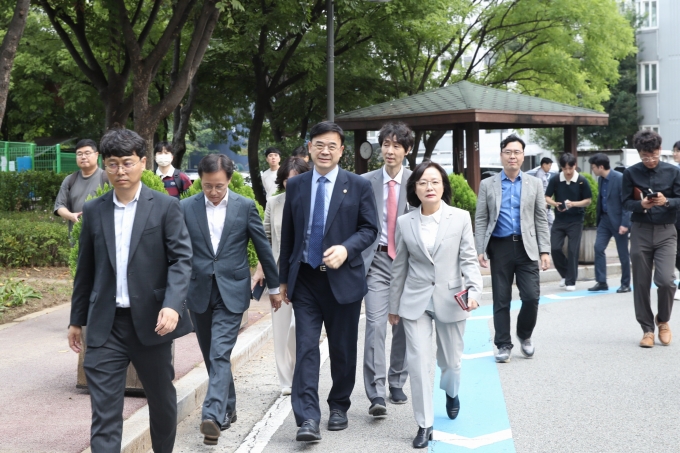 노후 영구임대 재건축 현장방문 및 간담회 - 포토이미지