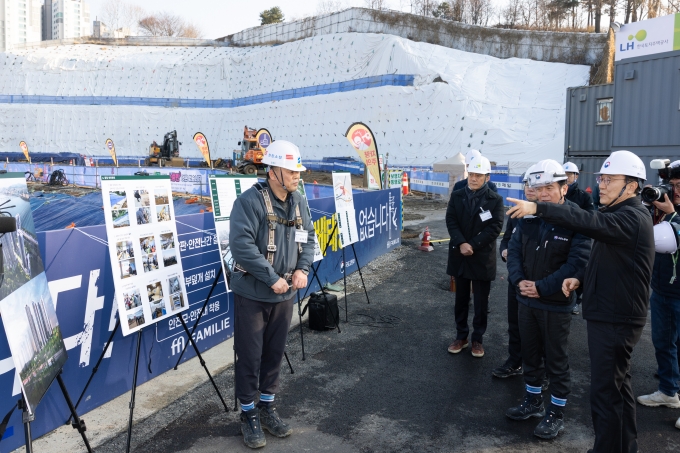 공공기관 발주 건설현장 불법하도급 합동단속 - 포토이미지