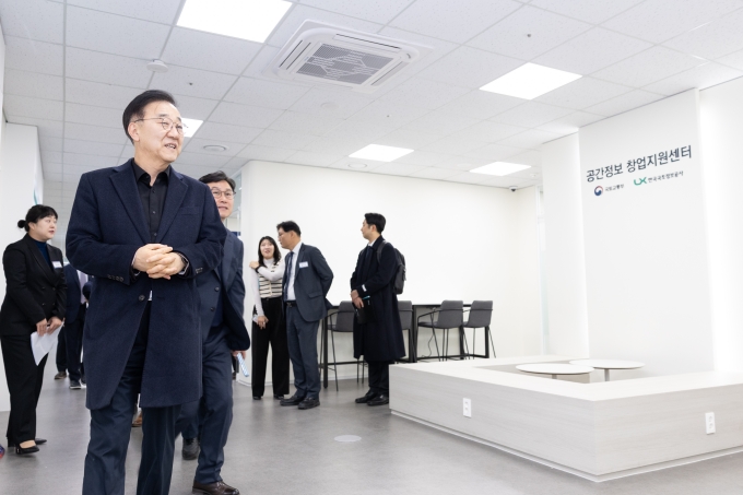 정부 지원으로 국토교통 새싹기업 기술 현장에서 사업으로 이어진다(미래전략담당관) - 포토이미지