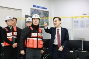 김윤덕 장관 “겨울철 제설 한 치의 방심 없어야”