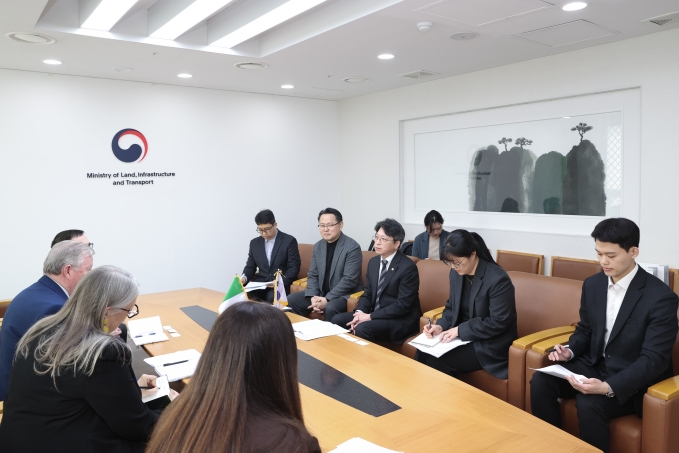 홍지선 2차관 아일랜드 교통부 차관 면담 - 포토이미지