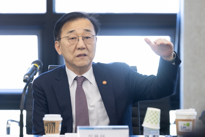김윤덕 장관 “3기 신도시 안전과 품질은 기본 속도는 국민이 체감하게” - 포토이미지