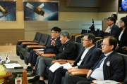 김이탁 제1차관, 국토위성 2호 발사 실황 점검