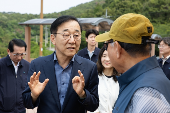 김윤덕 장관 가덕도신공항 건설 예정지 현장 점검 - 포토이미지