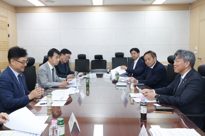 김이탁 제1차관 해체공사 안전관리 TF 기관장 회의 주재 - 포토이미지