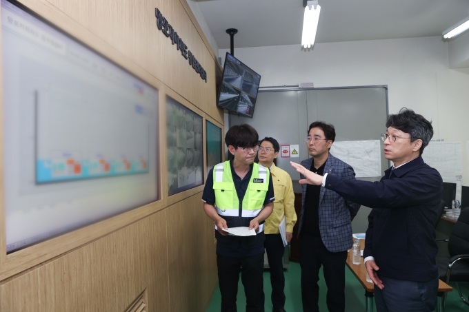 홍지선 제2차관 망포지하차도 침수대응 현장점검 - 포토이미지