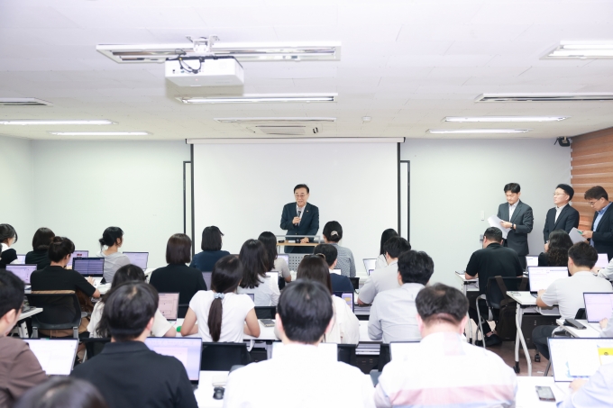 국토부장관 서울시장 면담 이후 사후 브리핑 - 포토이미지