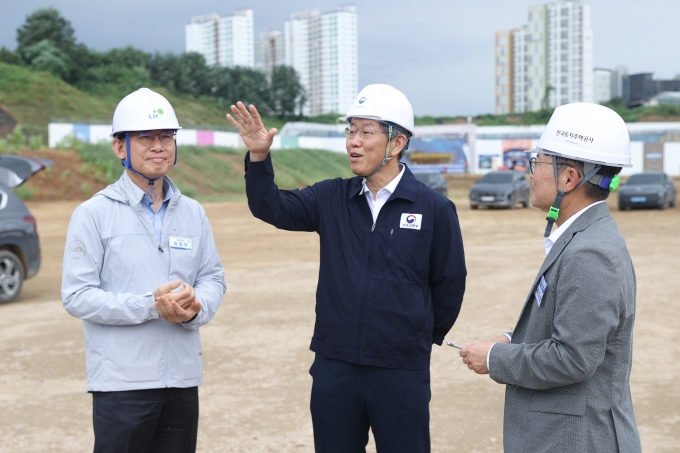 김이탁 1차관, 남양주 도심 왕숙 공공주택 지구 방문 - 포토이미지