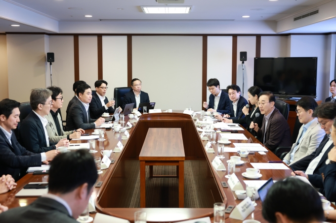 김윤덕 장관, 일본 국토교통대신과 한-일 국토교통 협력 확대 논의 - 포토이미지