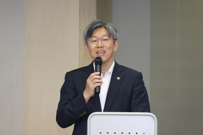 김이탁 1차관. 도시재생 발전 방향 논의를 위한 정책 간담회 개최 - 포토이미지