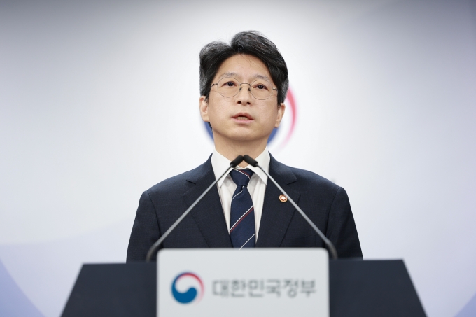 홍지선 장관 제2차 주택공급 정례브리핑 - 포토이미지