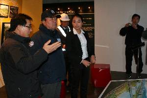 금강 금낭보 홍보전시관 순시1