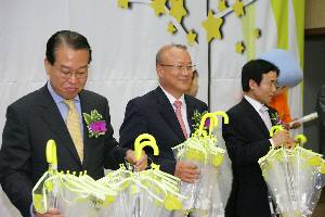 김희국2차관,투명우산나눔 선포식