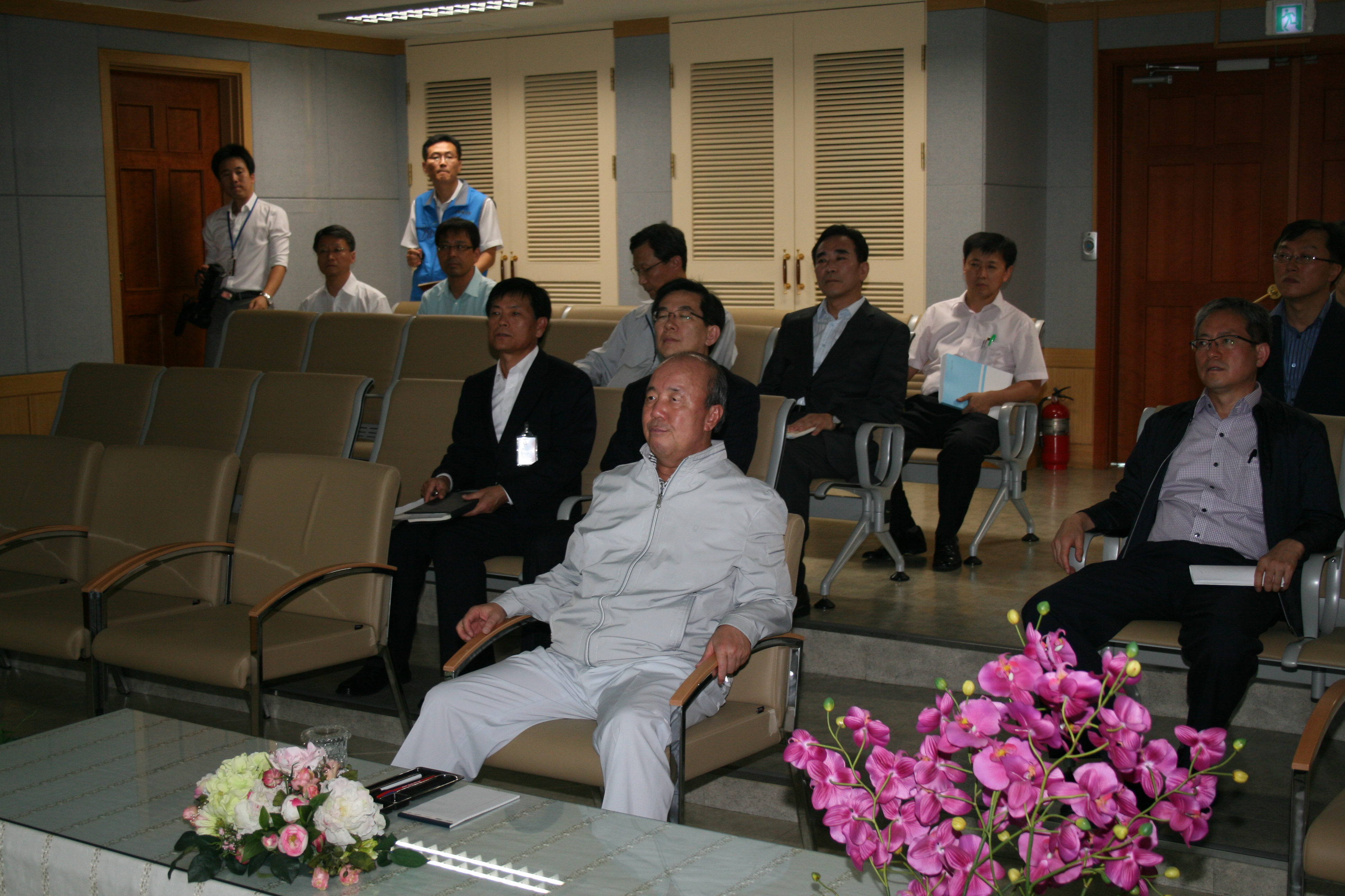 한국도로공사 교통정보센터를 방문(정종환장관)